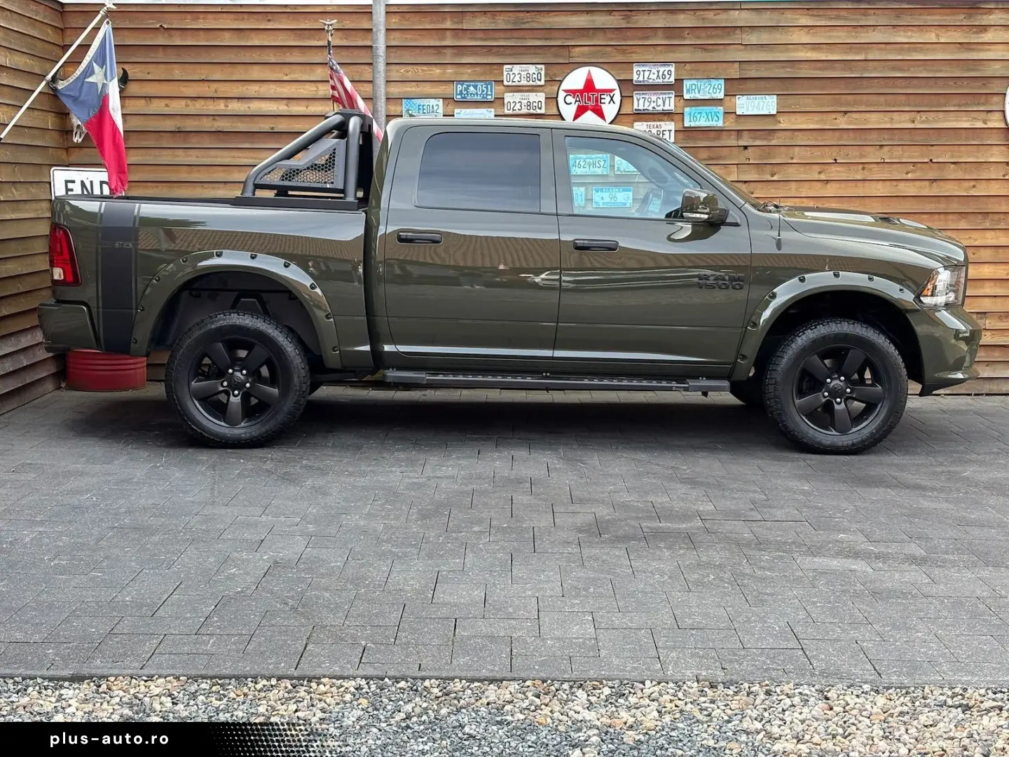 DODGE RAM 1500 5 7L Warlock 4x4 LEDER AHK LED