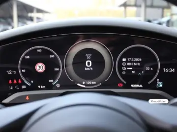 Porsche Taycan Black Edition