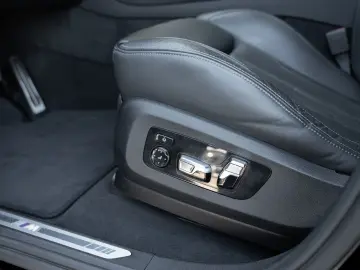 BMW X6 xDrive 40i M Sport Bowers & Wilkins Scaune M Vent