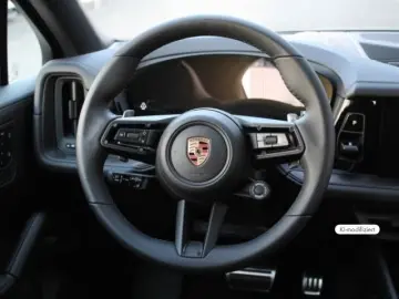 Porsche Cayenne Coupe Black Edition