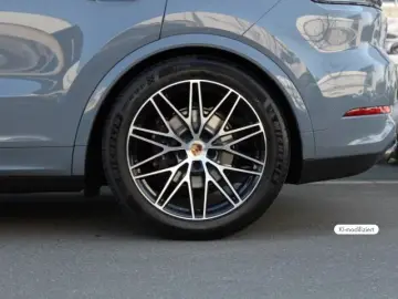 Porsche Cayenne Coupe Black Edition
