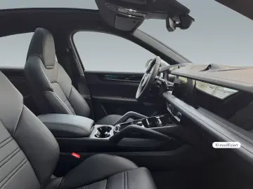 Porsche Cayenne E-Hybrid Coupe Black Edition