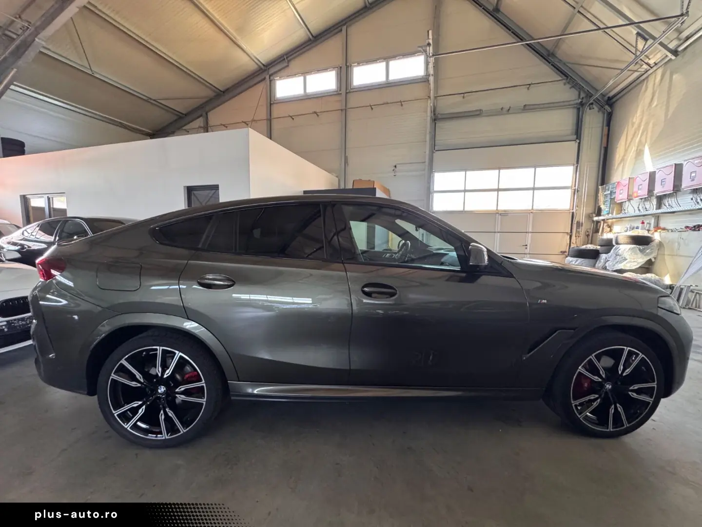 BMW X6 40 i xDrive M-Sportpaket Facelift ICONIC-GLOW