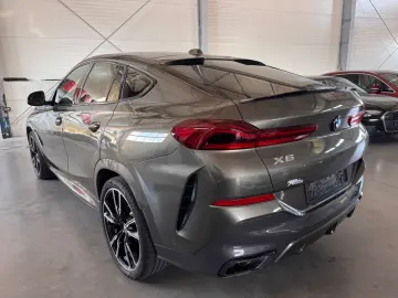 BMW X6 40 i xDrive M-Sportpaket Facelift ICONIC-GLOW