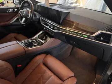 BMW X6 40 i xDrive M-Sportpaket Facelift ICONIC-GLOW