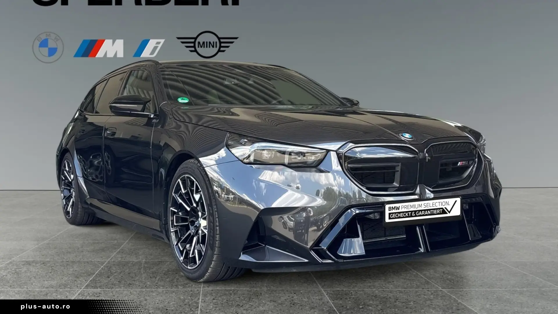 BMW M5 Touring AHK Iconic Driving A Plus 360 Kamera