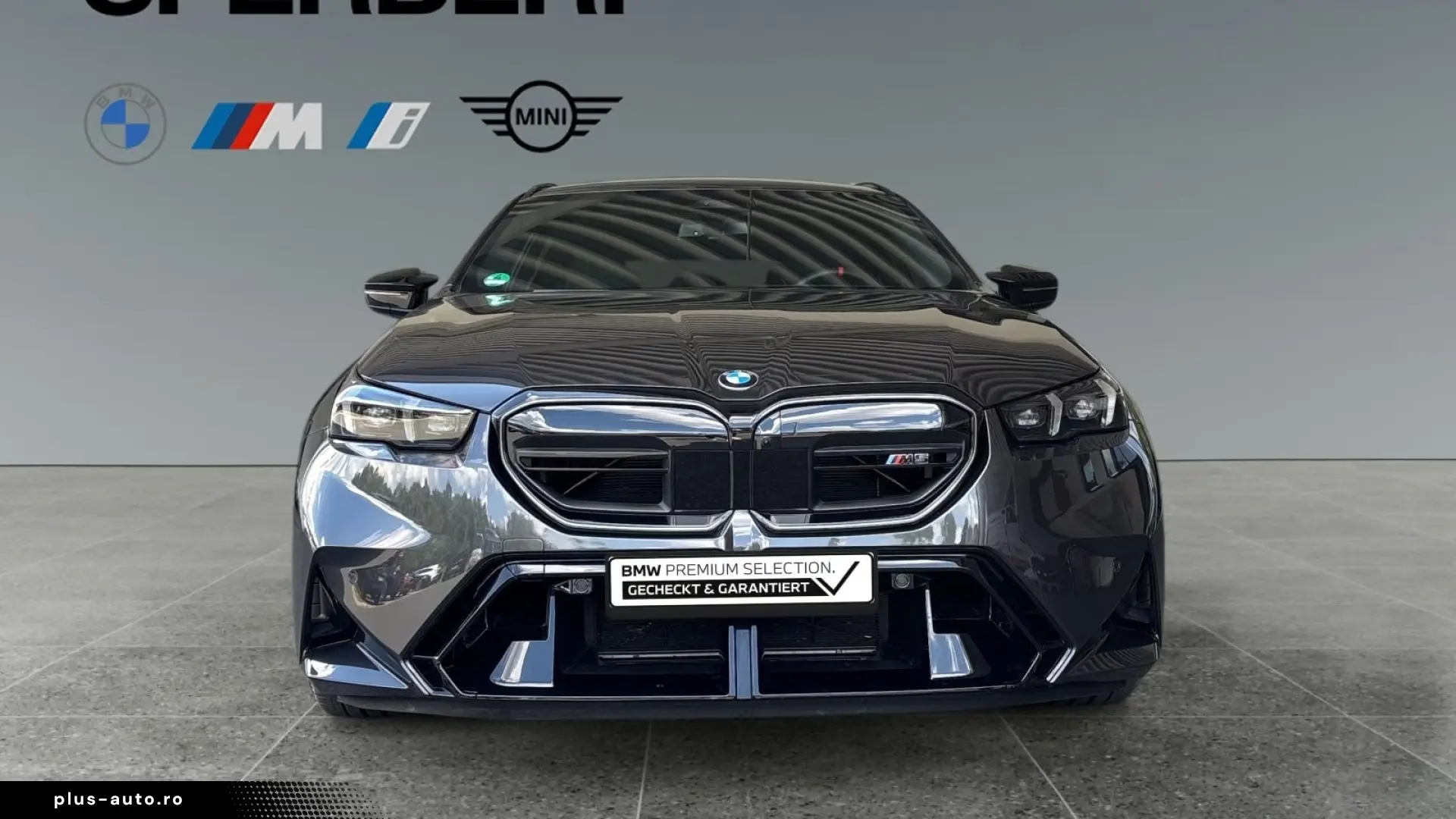 BMW M5 Touring AHK Iconic Driving A Plus 360 Kamera