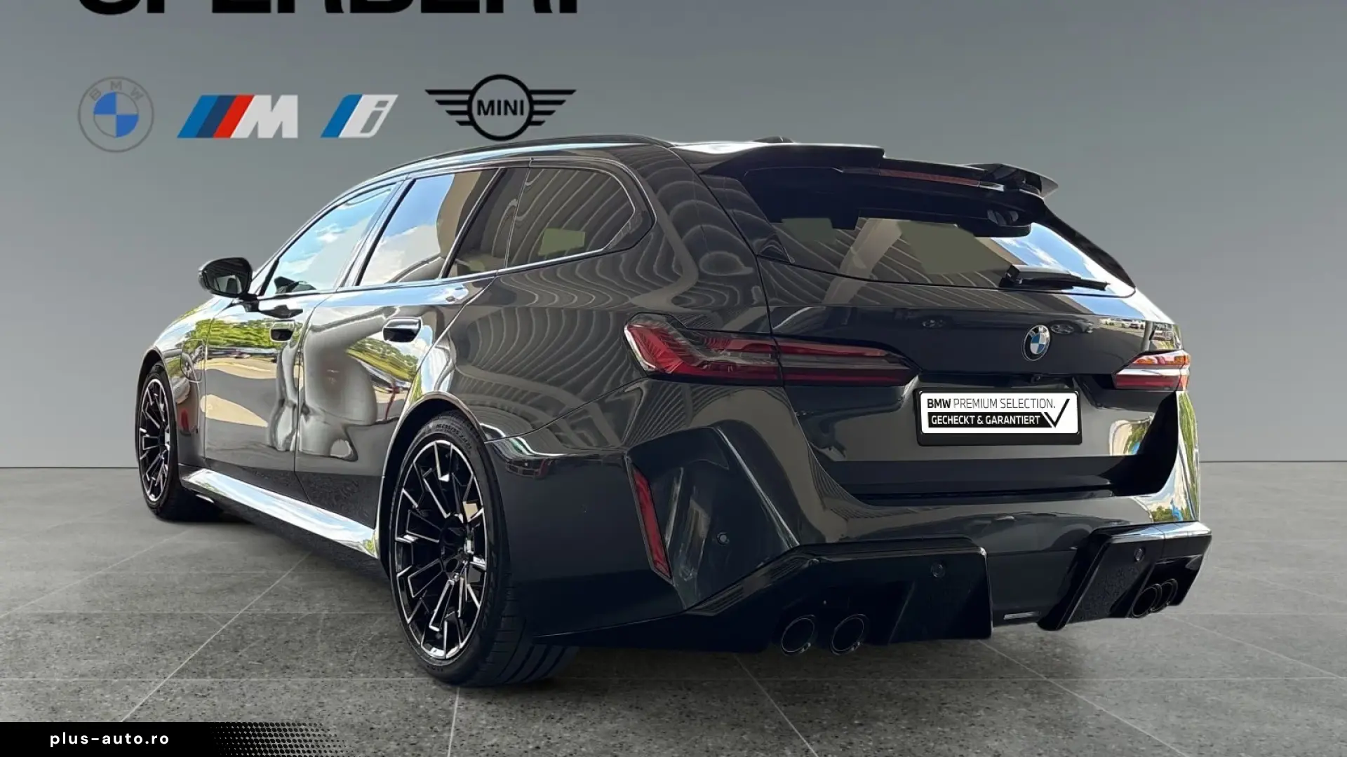 BMW M5 Touring AHK Iconic Driving A Plus 360 Kamera