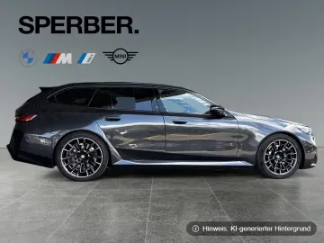 BMW M5 Touring AHK Iconic Driving A Plus 360 Kamera