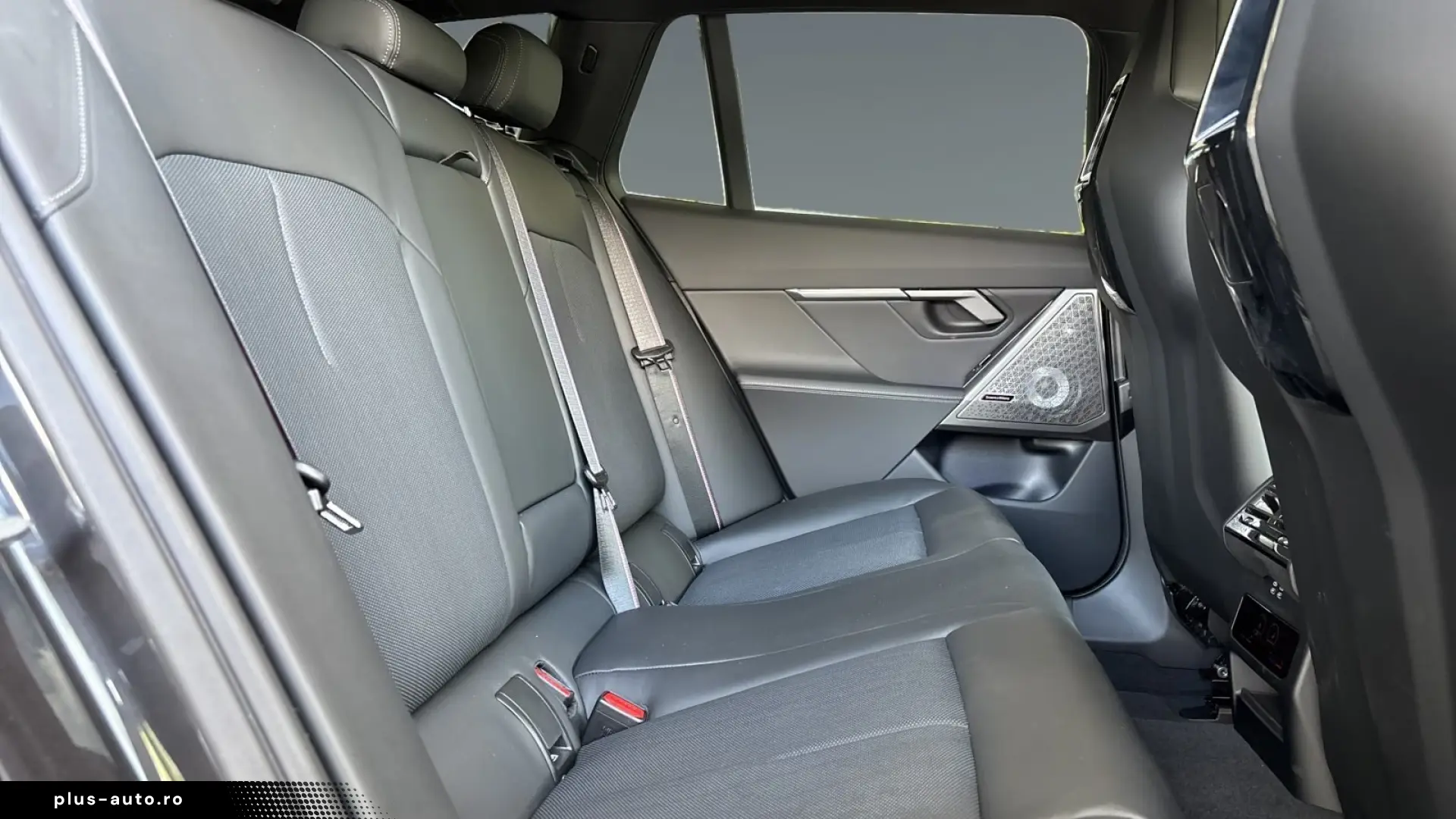 BMW M5 Touring AHK Iconic Driving A Plus 360 Kamera