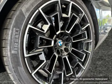 BMW M5 Touring AHK Iconic Driving A Plus 360 Kamera