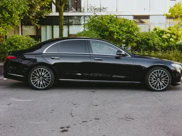 Mercedes-Benz S 450 4MATIC Long Business Class Burmester 4D
