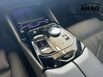BMW 540d xDrive M Sport Pano DaProf .AHK 360  Bowers