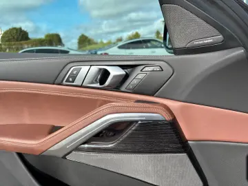 BMW X6 30dxDrive M-Sport Pro 22 Soft-Close Luft H&K
