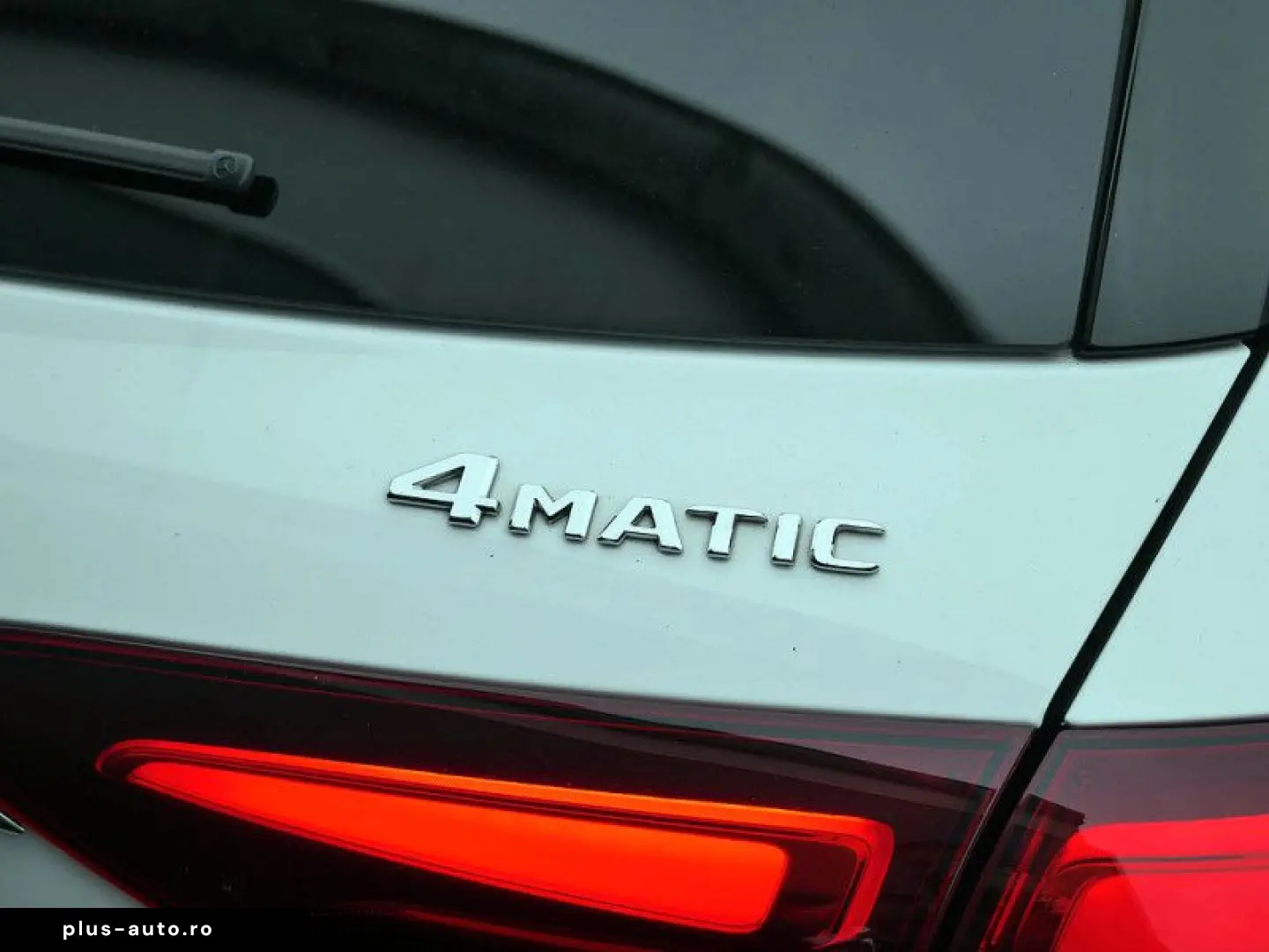 MERCEDES-BENZ GLE 2025 — imagine 10