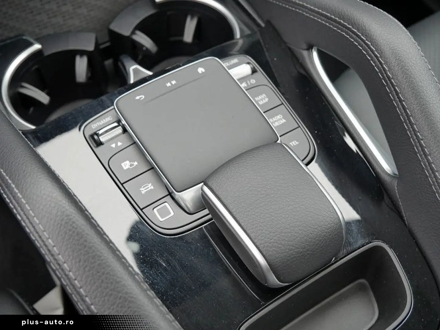 MERCEDES-BENZ GLE 2025 — imagine 20