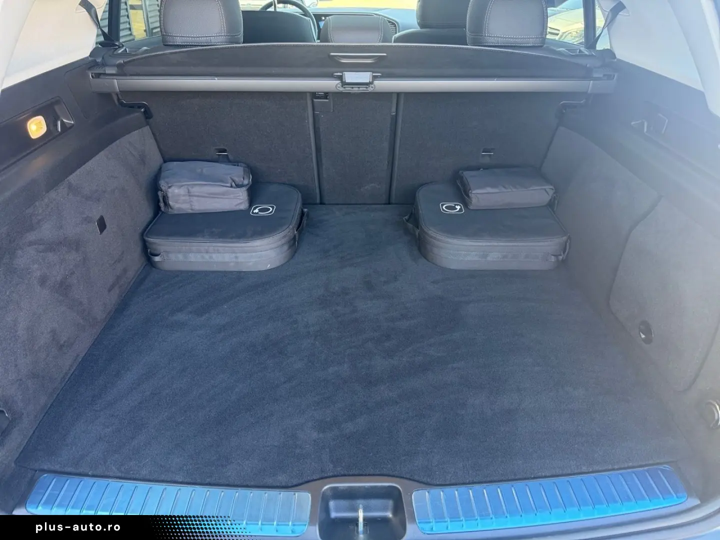 MERCEDES-BENZ GLE 400 e 4M Pano AHK Memory Winter-Paket 360
