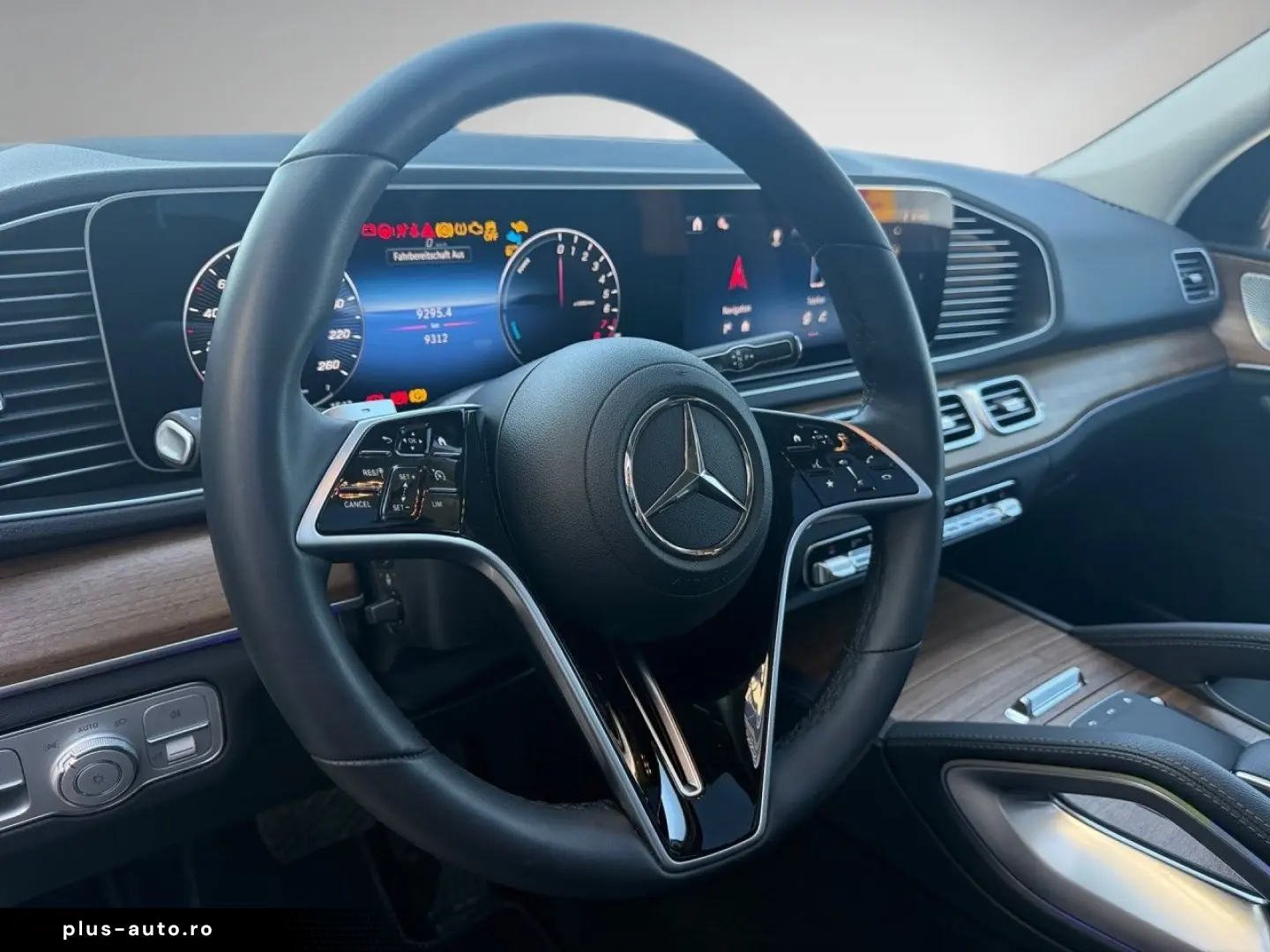 MERCEDES-BENZ GLE 400 e 4M Pano AHK Memory Winter-Paket 360