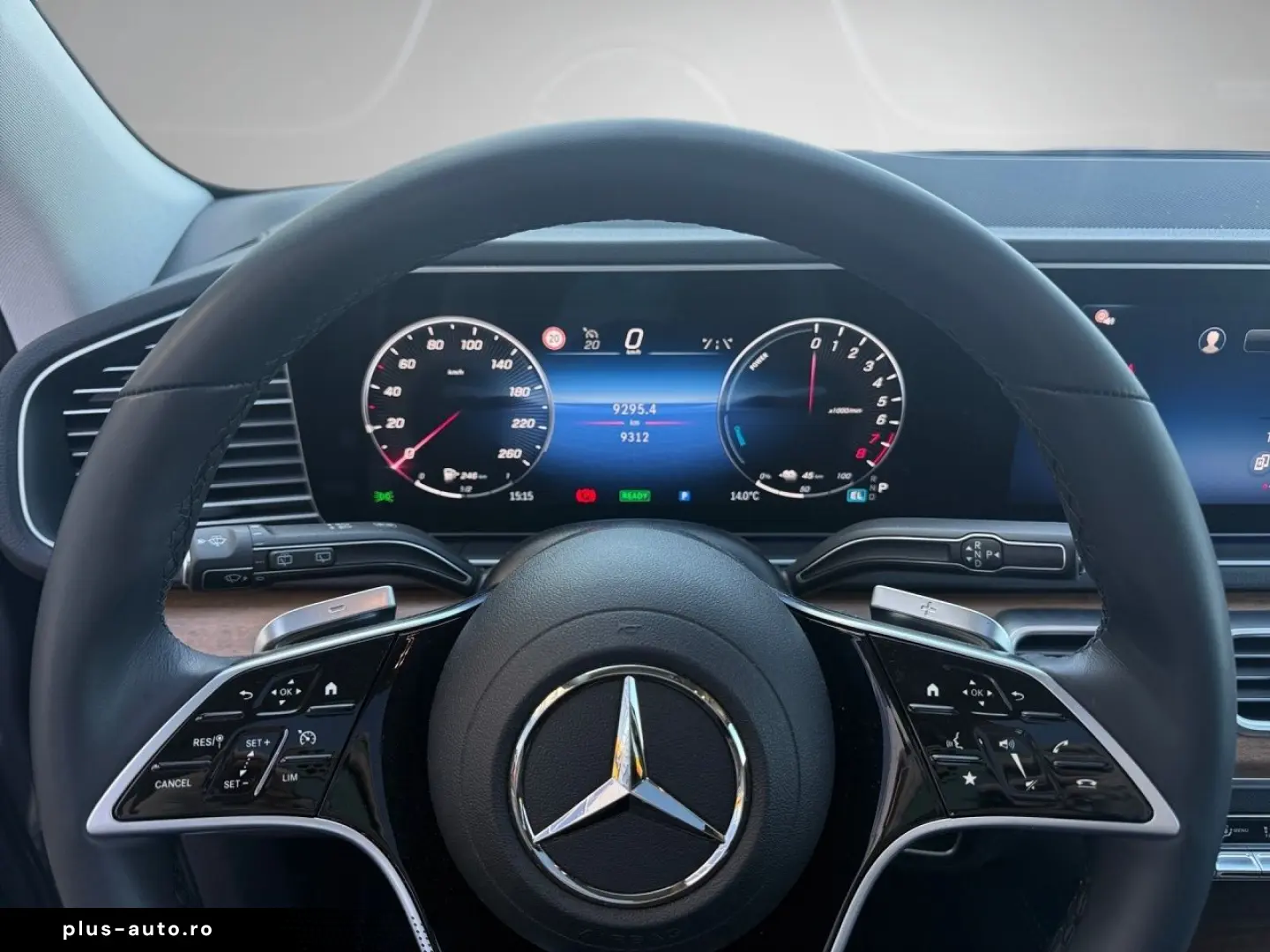 MERCEDES-BENZ GLE 400 e 4M Pano AHK Memory Winter-Paket 360
