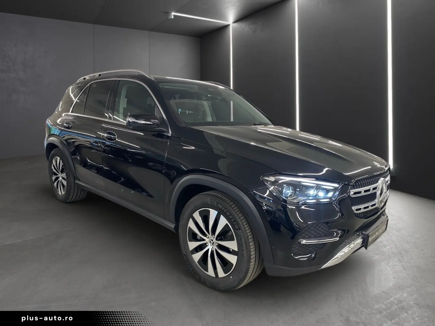 MERCEDES-BENZ GLE 400 e 4M Distr Totw Pano Burm MBeam 360