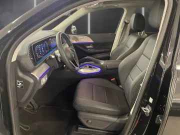 MERCEDES-BENZ GLE 400 e 4M Distr Totw Pano Burm MBeam 360