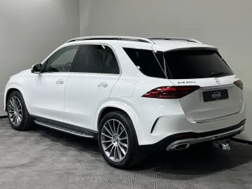 MERCEDES-BENZ GLE 400 e AMG Pano Sitzklima 4xSHZ AIRMATIC