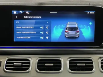 MERCEDES-BENZ GLE 400 e AMG Pano Sitzklima 4xSHZ AIRMATIC