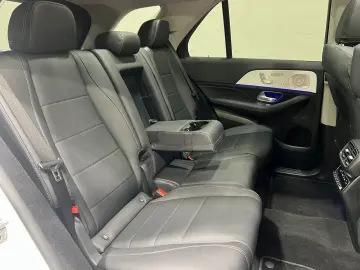 MERCEDES-BENZ GLE 400 e AMG Pano Sitzklima 4xSHZ AIRMATIC