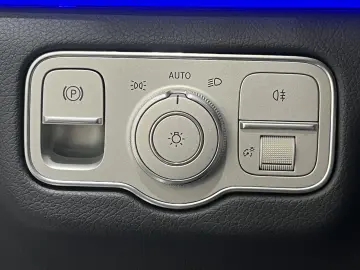MERCEDES-BENZ GLE 400 e AMG Pano Sitzklima 4xSHZ AIRMATIC