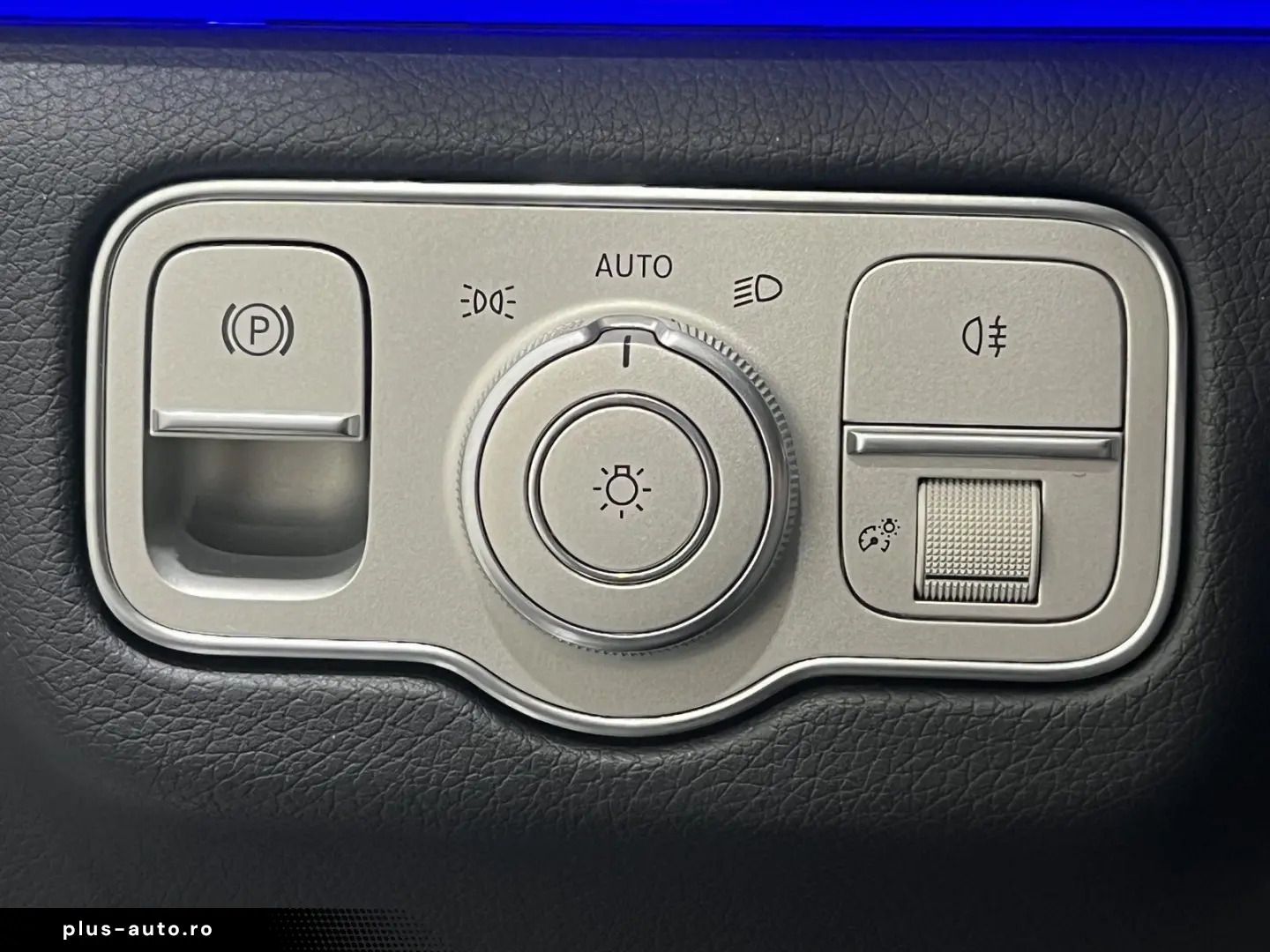 MERCEDES-BENZ GLE 400 e AMG Pano Sitzklima 4xSHZ AIRMATIC