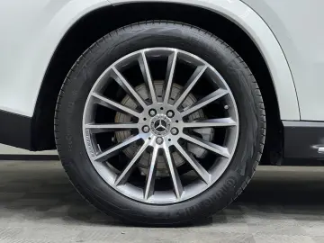 MERCEDES-BENZ GLE 400 e AMG Pano Sitzklima 4xSHZ AIRMATIC