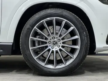 MERCEDES-BENZ GLE 400 e AMG Pano Sitzklima 4xSHZ AIRMATIC