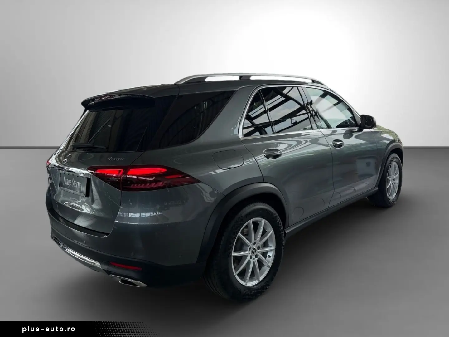 MERCEDES-BENZ GLE 400 e 4M Pano HUD Airmatic Distro AHK 360