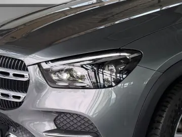 MERCEDES-BENZ GLE 400 e 4M Pano HUD Airmatic Distro AHK 360