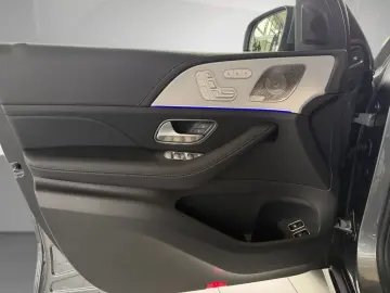 MERCEDES-BENZ GLE 400 e 4M Pano HUD Airmatic Distro AHK 360