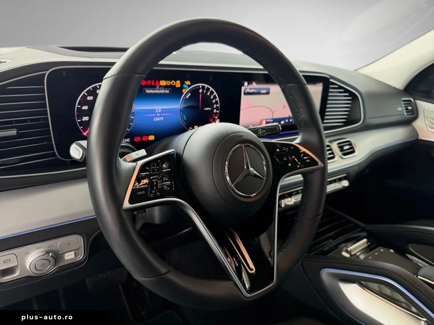 MERCEDES-BENZ GLE 400 e 4M Pano HUD Airmatic Distro AHK 360