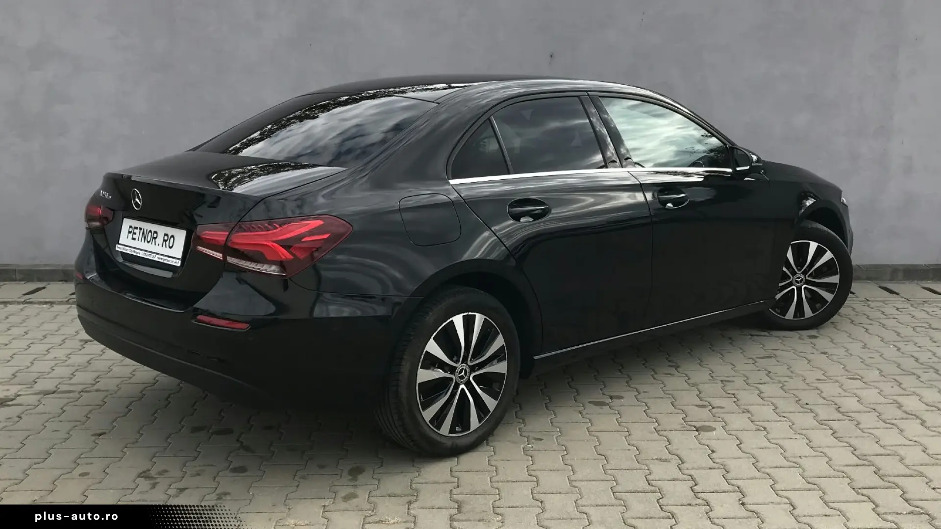 Mercedes-Benz A 250 e 8G-DCT Style
