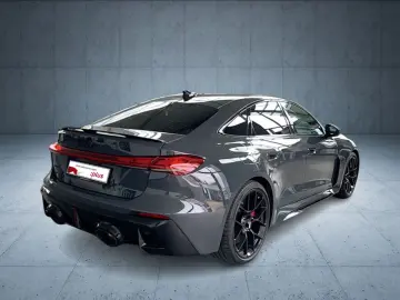 Audi RS 5 Limuzină - HUD - B&O - MY2026