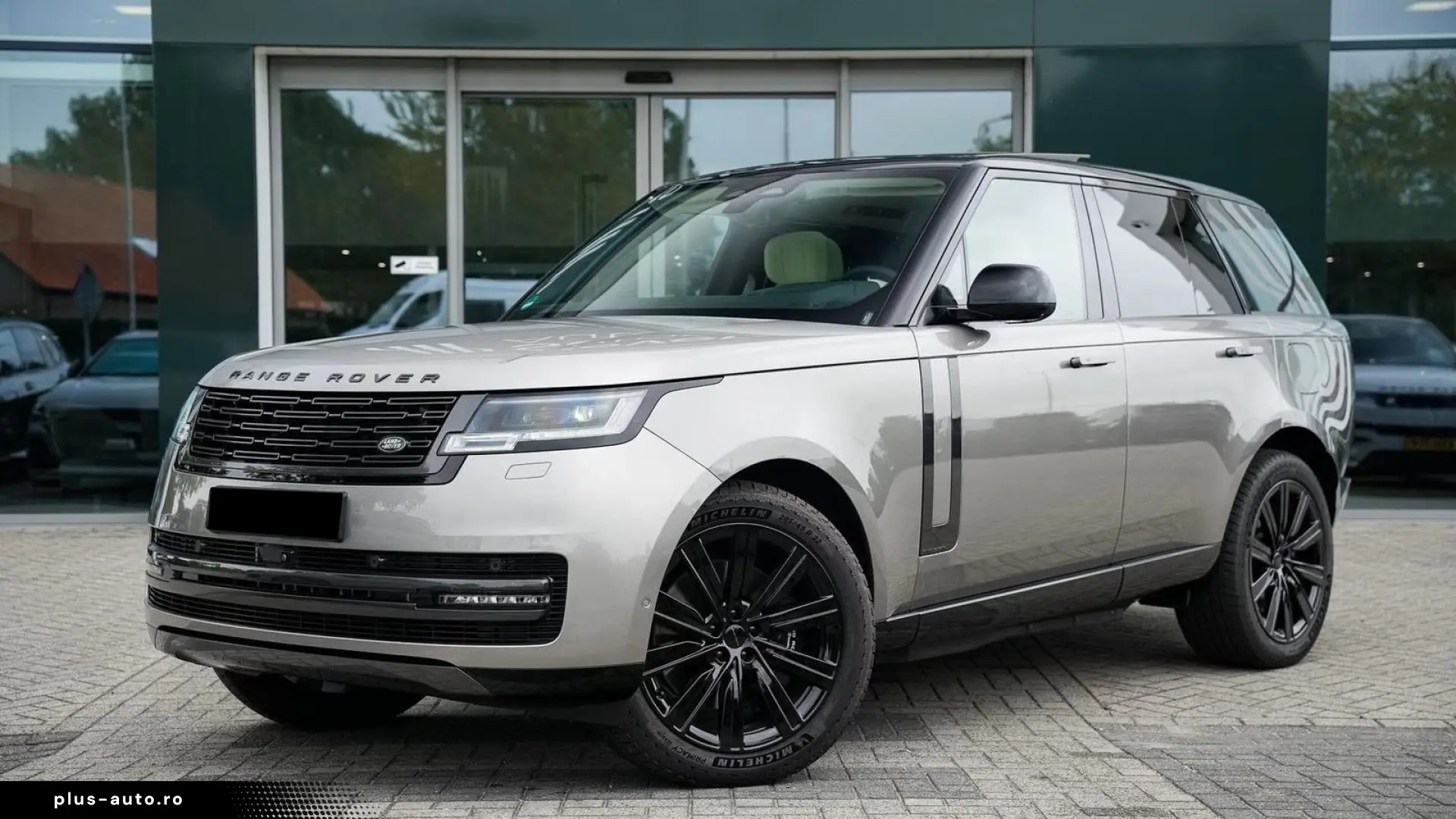 Land Rover Range Rover P550e PHEV Autobiography