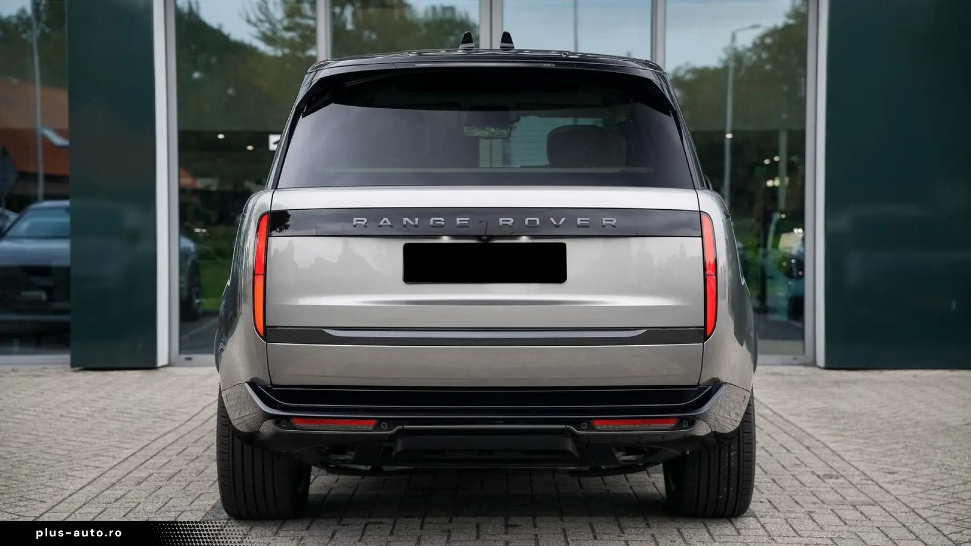 Land Rover Range Rover P550e PHEV Autobiography