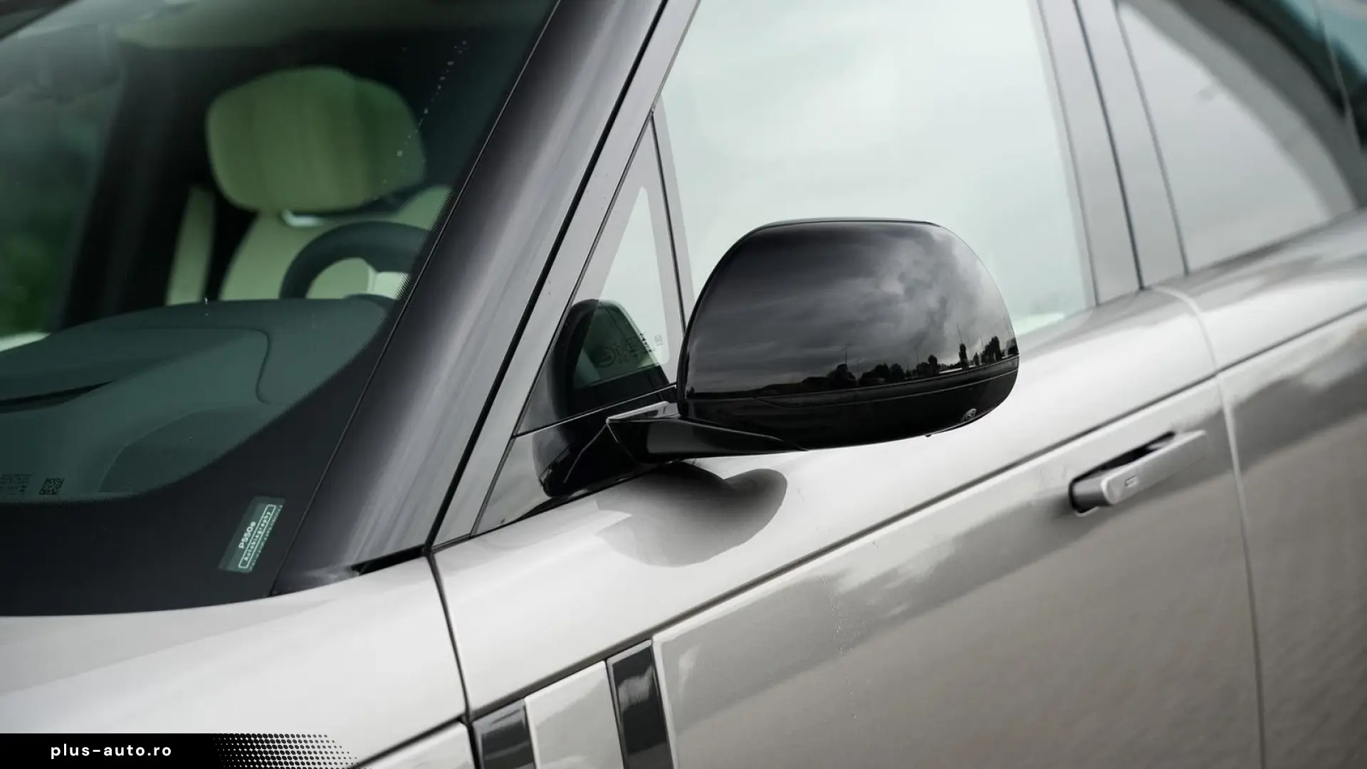 Land Rover Range Rover P550e PHEV Autobiography