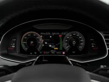 Audi Q8 60 e-TFSI Quattro S Line Competition PHEV