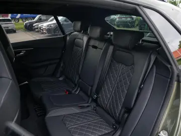 Audi Q8 60 e-TFSI Quattro S Line Competition PHEV