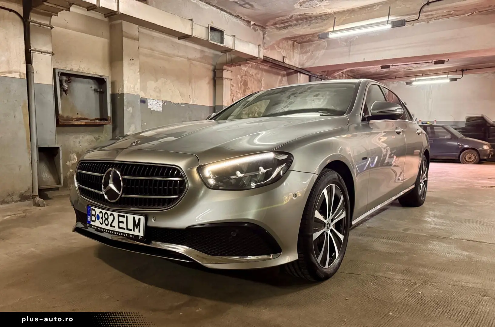 Mercedes-Benz E 300