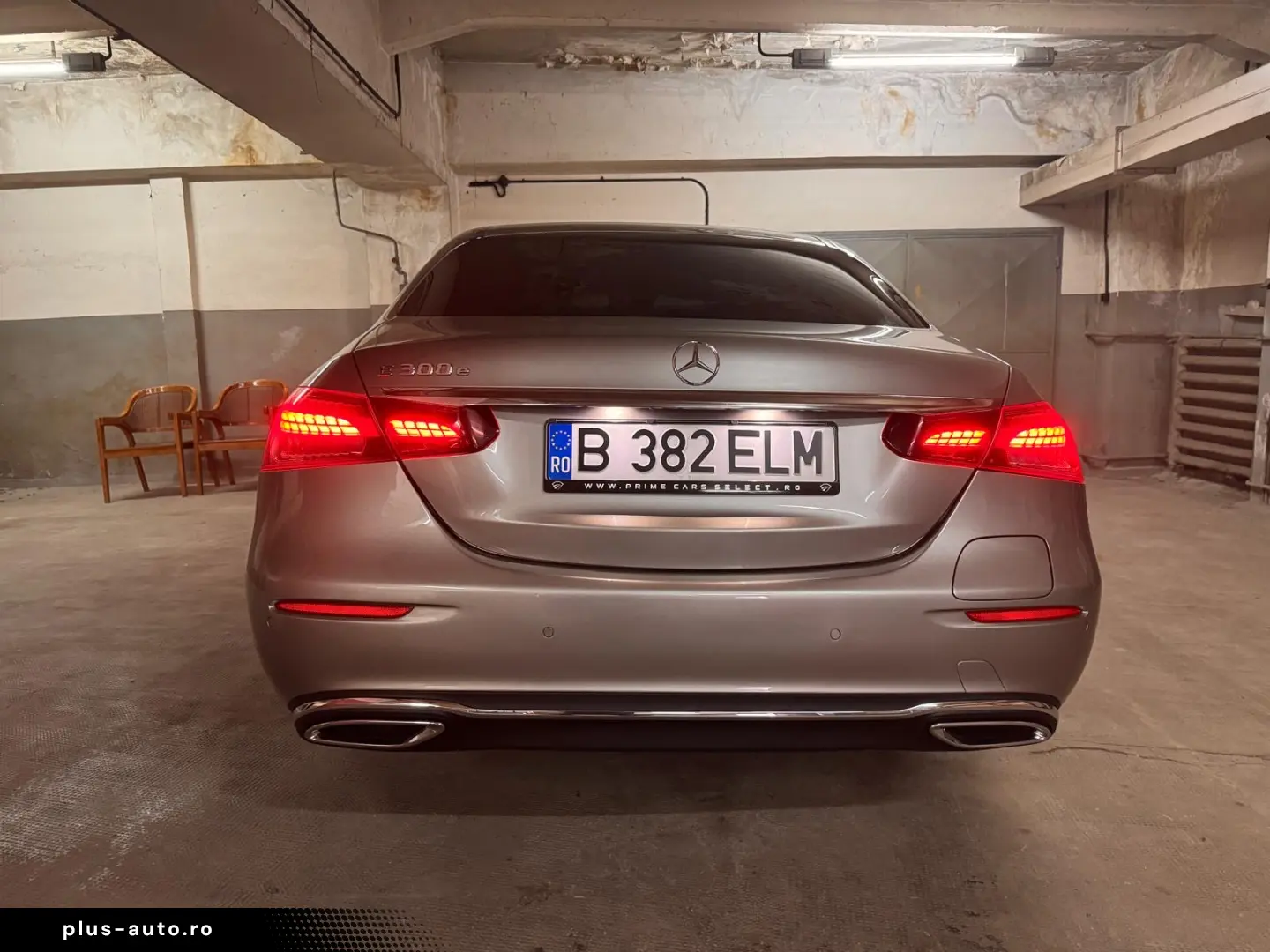 Mercedes-Benz E 300