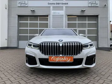 BMW 740d xDrive M Sport Limousine Standhzg TV HK GSD