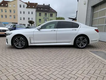 BMW 740d xDrive M Sport Limousine Standhzg TV HK GSD