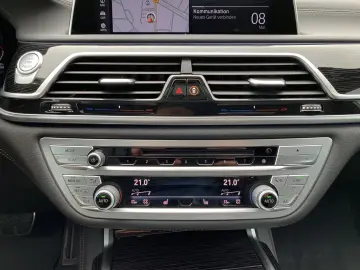 BMW 740d xDrive M Sport Limousine Standhzg TV HK GSD