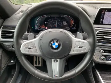 BMW 740d xDrive M Sport Limousine Standhzg TV HK GSD