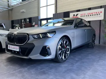BMW 550E PRO-M-SPORT B&W AUT-ASS 360  AHK PANO